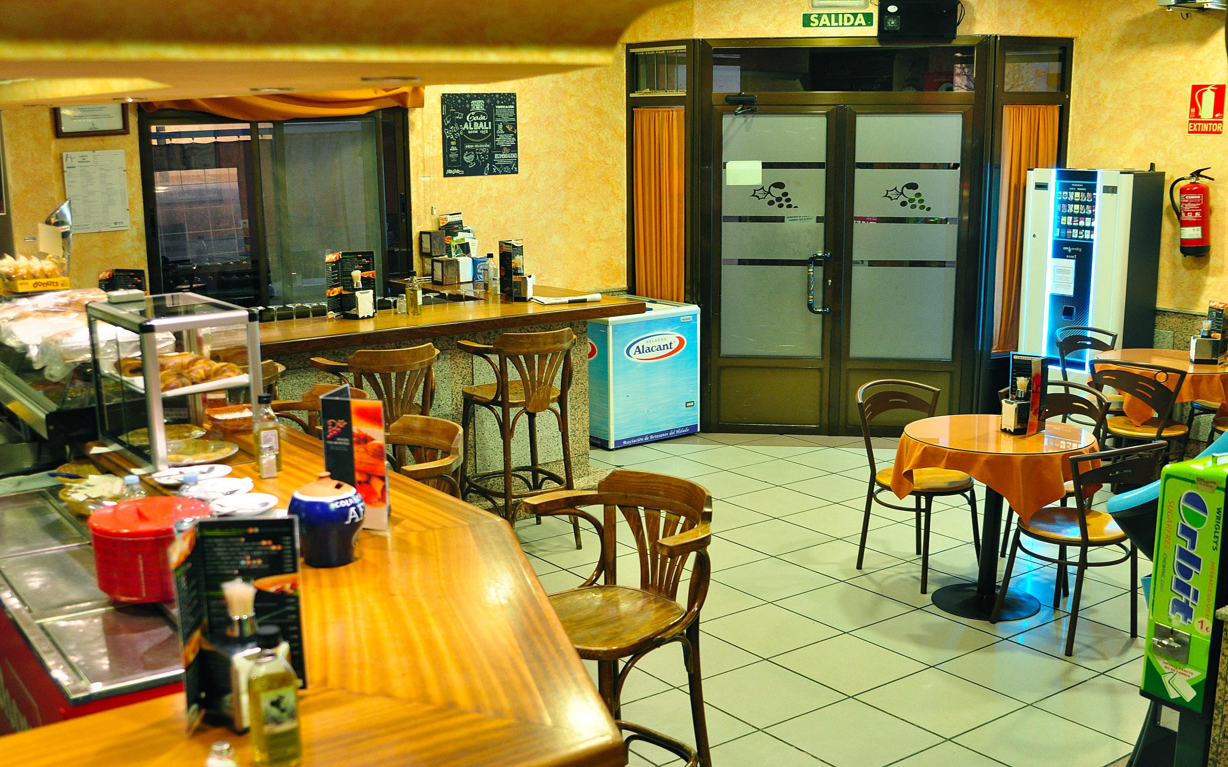 Hostal Valdepenas By Bossh Hotels מראה חיצוני תמונה